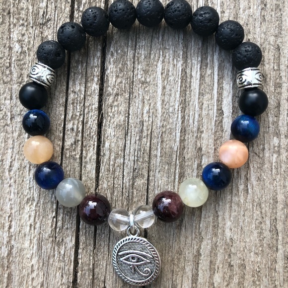 Power bracelet for safe travels - Picture 3 of 4